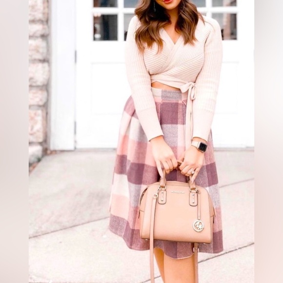 NWT Chic Wish WOOL-BLEND SKIRT PINK Size LARGE W 32” x L 25”. - Picture 2 of 5